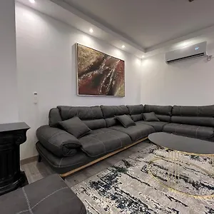 Apartment On Myslym Shyri